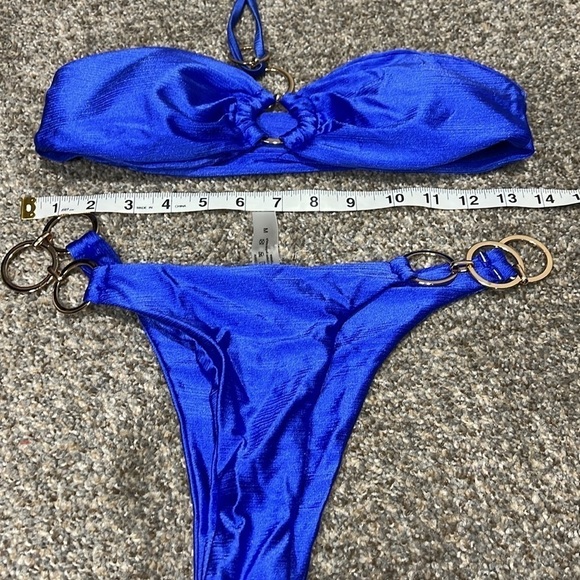 Women’s Royal Blue Bandeau Halter Gold Chain Accents 2 Piece size Medium - Picture 9 of 9